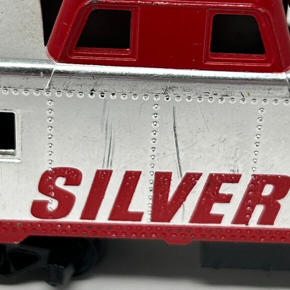 Silver Streak Caboose HO Gauge Scale Model Train Railway Railroad Tyco - Picture 3 of 10